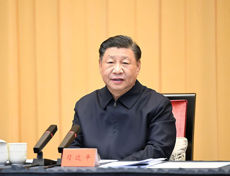 11月30日上午，中共中央总书记、国家主席、中央军委主席习近平在上海主持召开深入推进长三角一体化发展座谈会并发表重要讲话。
